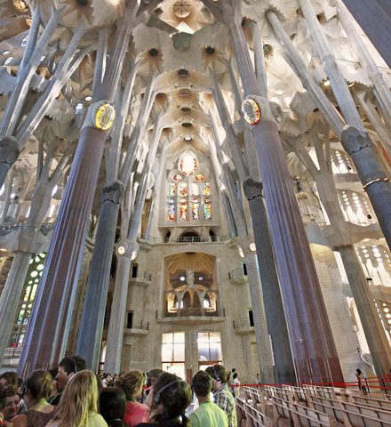 Tours In and Around Barcelona (english)