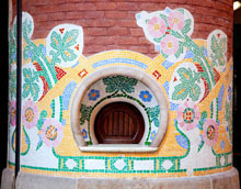 El Centro Histórico, el Palacio de la Música Catalana y el mercado más contemporáneo. (aprox.3,5 h)