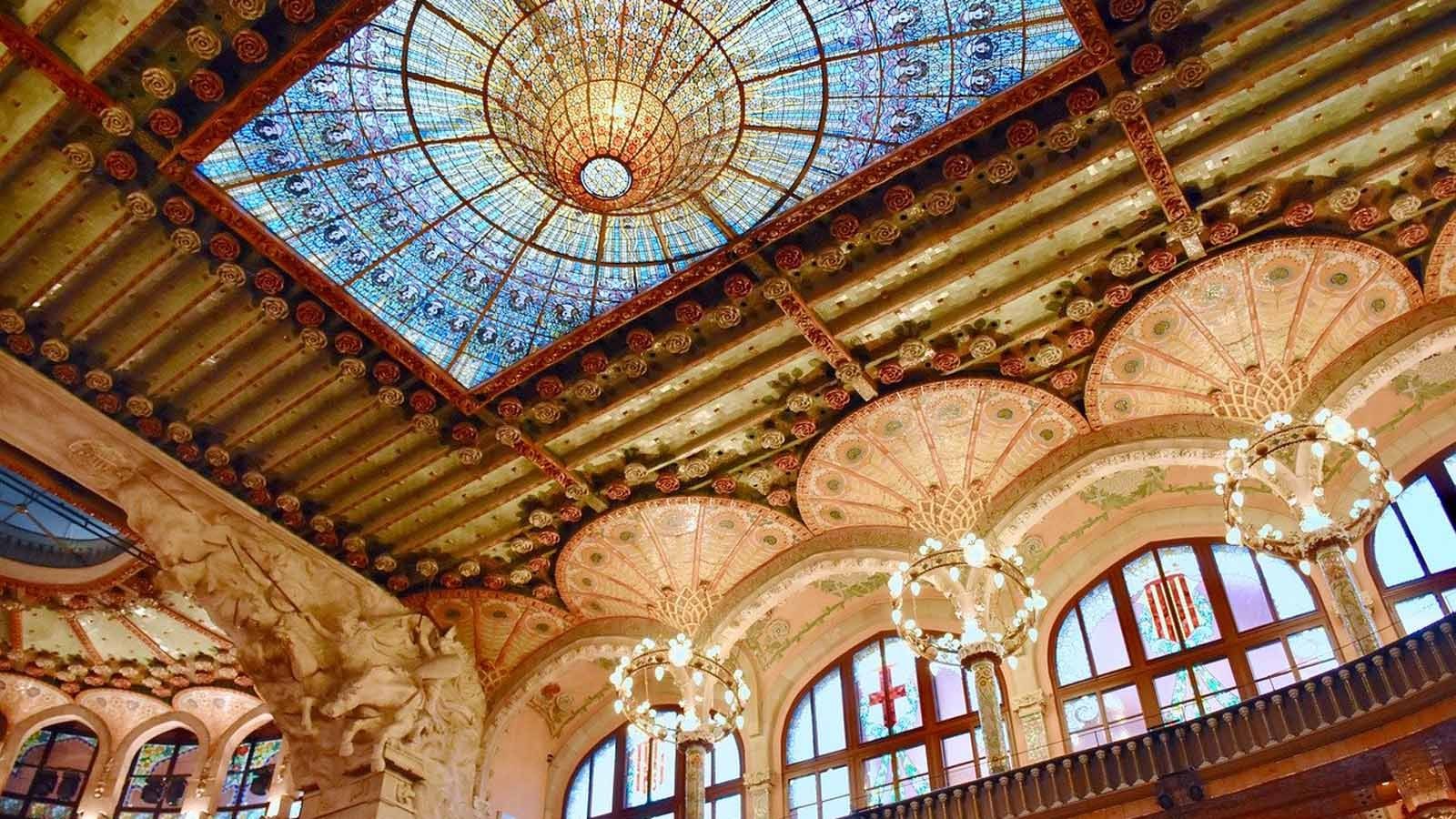 Tour privato Gaudí e il Modernismo