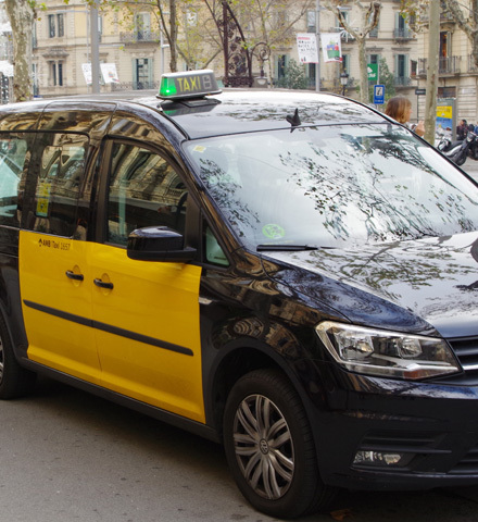 Tour Privado Barcelona: Guía y transporte público