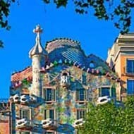The Old City, Park Güell and panoramic views from Montjuïc (approx. 7.5 h)