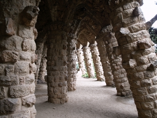 El Parque Güell, la fachada de la Sagrada Familia y el modernismo en el Paseo de Gracia(aprox.3,5 h)