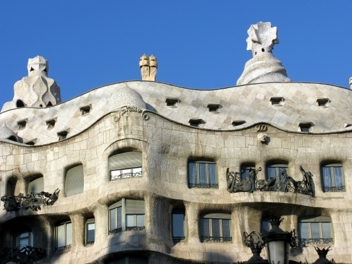 El Parque Güell, la fachada de la Sagrada Familia y el modernismo en el Paseo de Gracia(aprox.3,5 h)