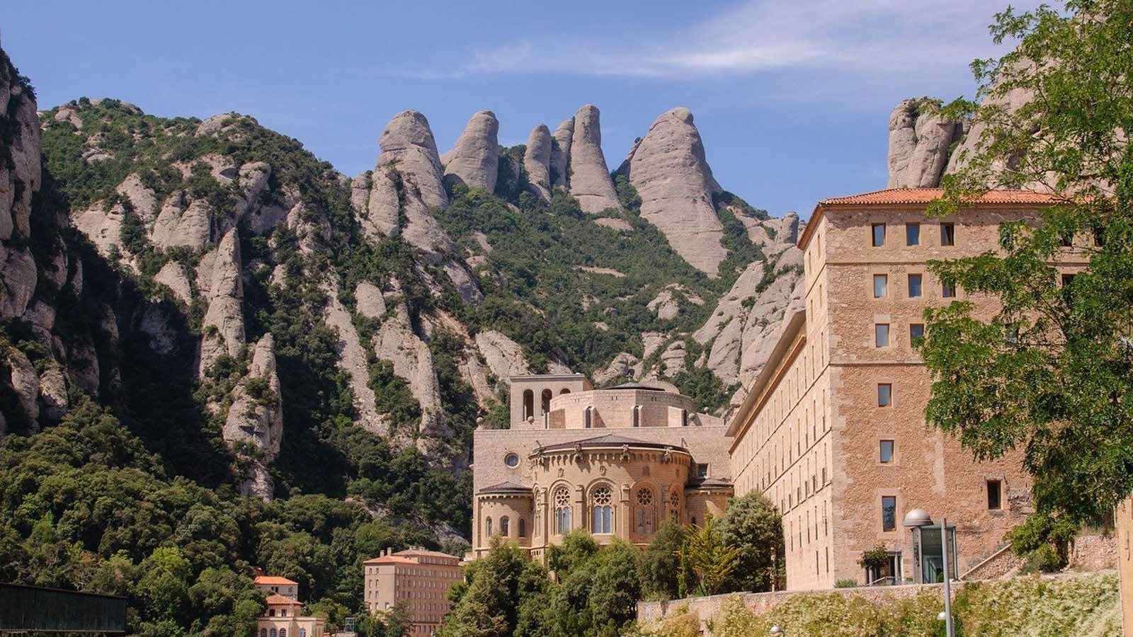 Private Tour - Monastery of Montserrat