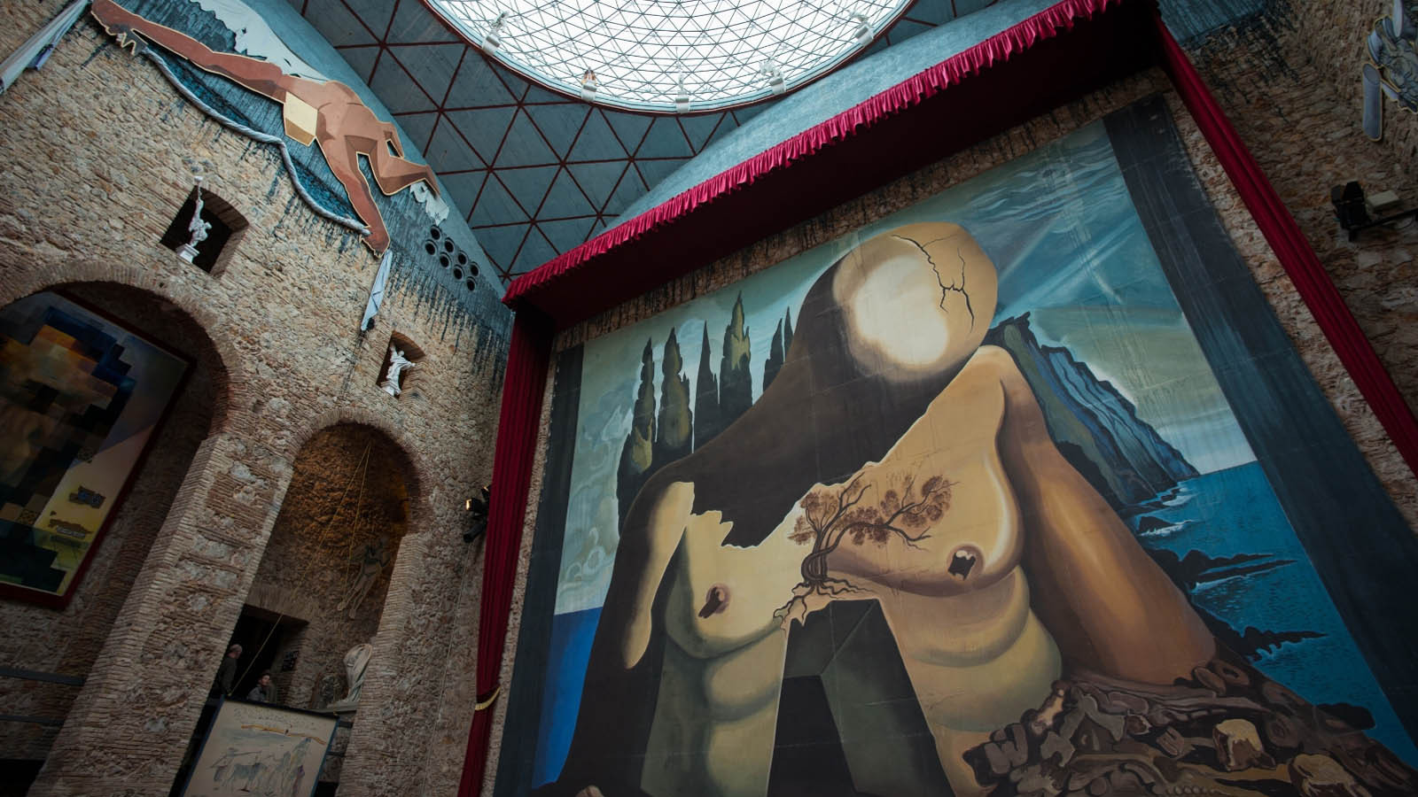 Private Tour - Dalí Museum (Figueres)