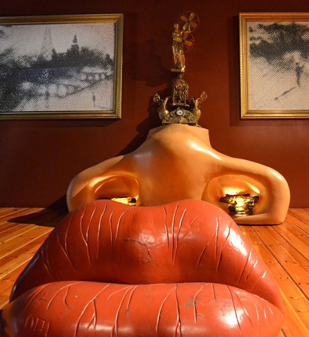 Private Tour - Dalí Museum (Figueres)