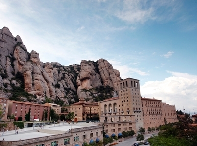 Tour Monasterio de Montserrat y Cavas Codorniu (aprox. 8 horas)