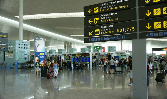 Transfer from Barcelona city to Girona-Costa Brava Airport (nighttime)