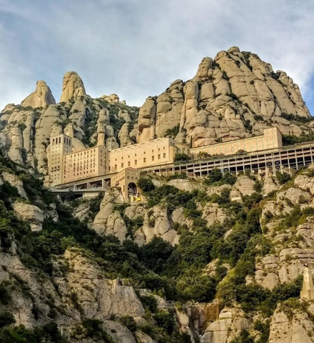 Monastero di Montserrat, Pasto e Vino  (giornata intera)
