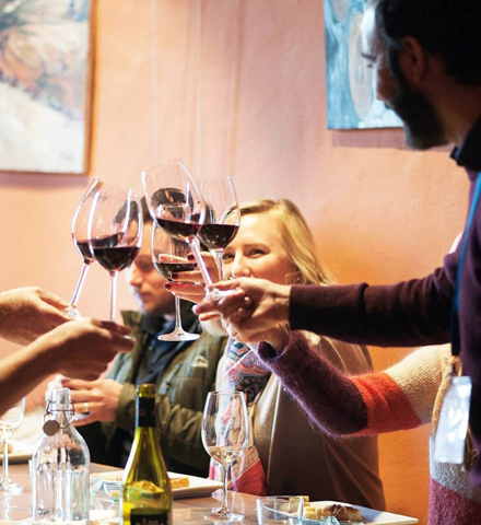 Monasterio de Montserrat, Comida y Vino (todo el día)