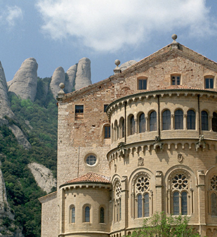 Tour Montserrat y Cavas Codorníu