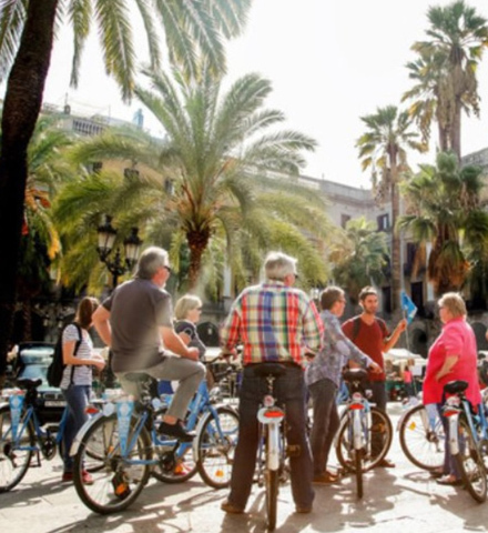 Tour Privado en Bicicleta por el Centro Histórico y por el Modernismo